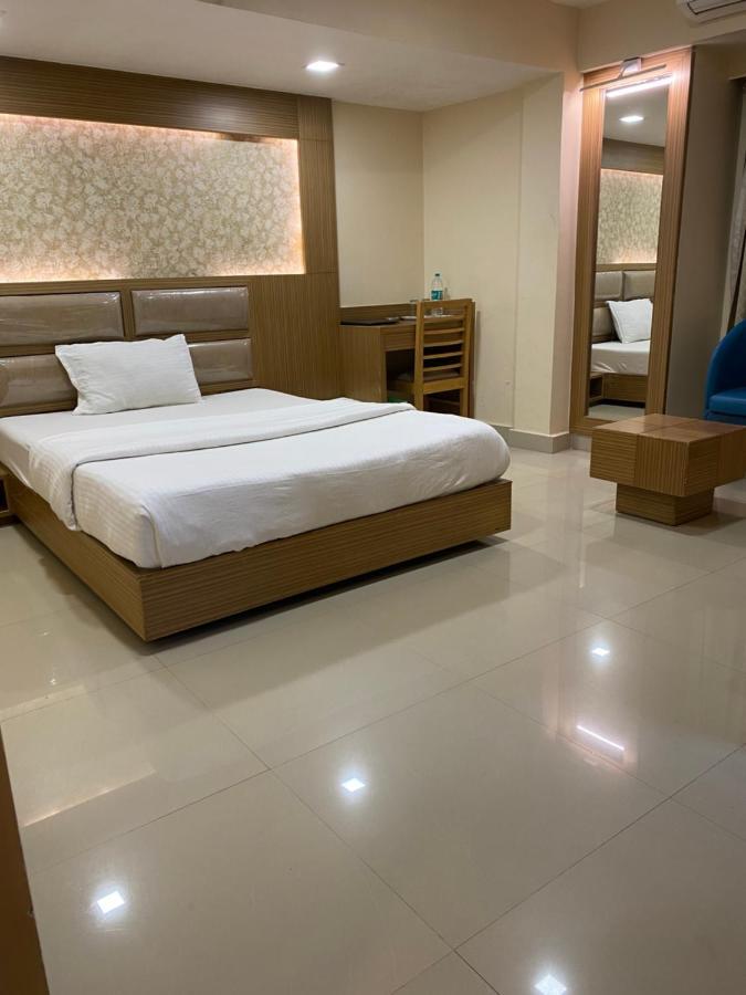 Greens Suite - Business Class Hotel - Opposite Ripon Building Chennai Exterior photo