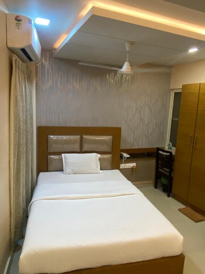 Greens Suite - Business Class Hotel - Opposite Ripon Building Chennai Exterior photo